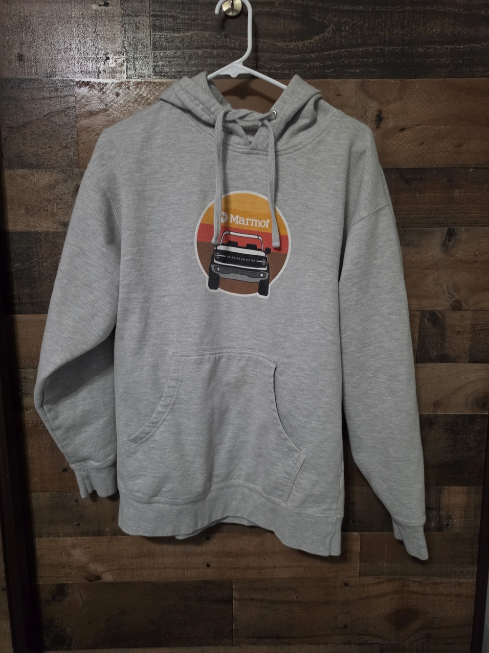 Marmot  Gray Hoodie Sweater with Graphic Logo